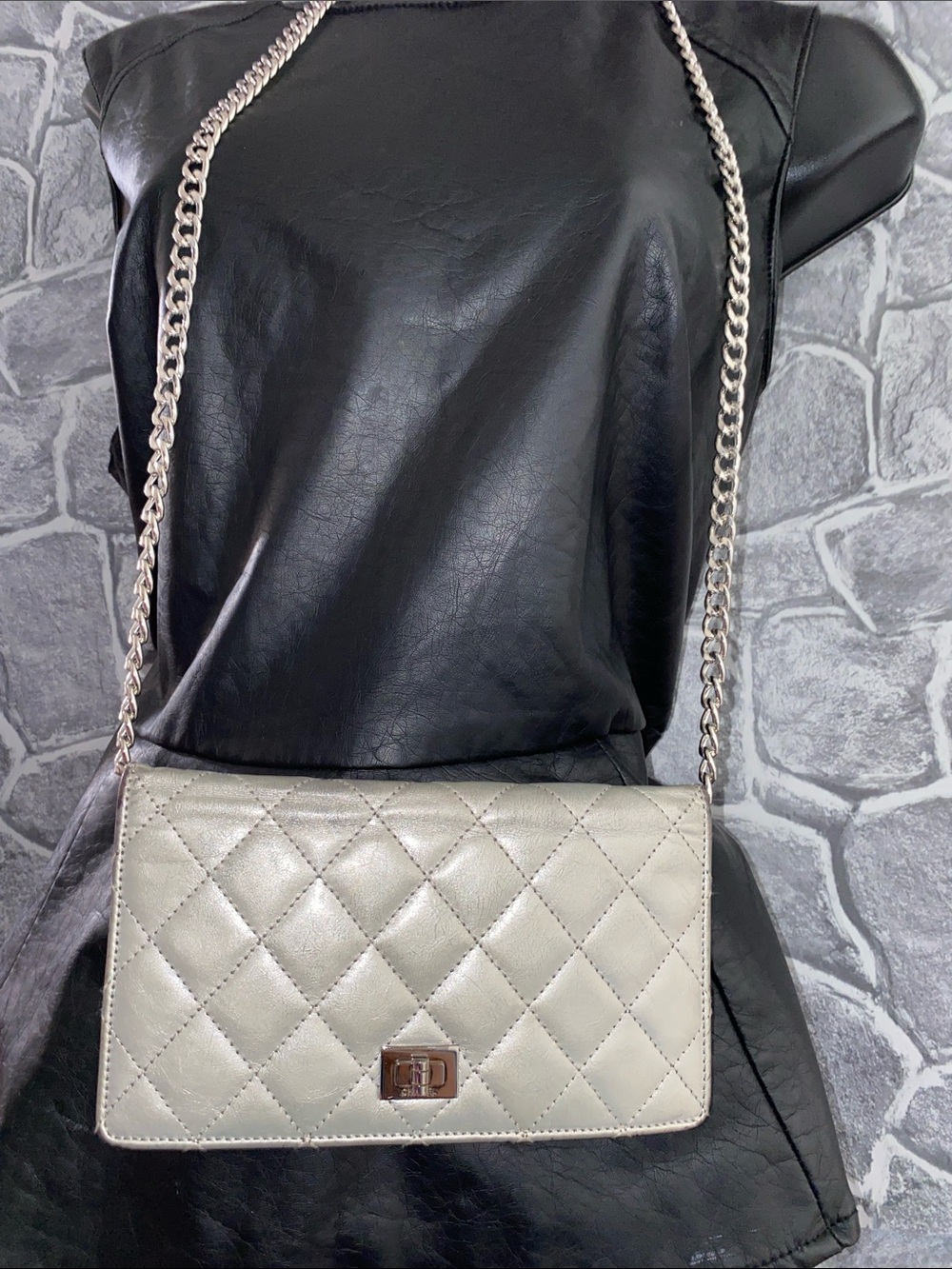 Authentic CHANEL 2.55 Quilted Matelasse Logo Lambskin Long Bifold Flap Wallet - Picture 4 of 17